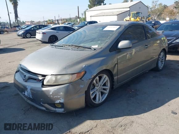 ✅ 2006 Honda Civic Si • VIN: 2HGFG21576H701636 • Лот: 43643061. Опубликован ранее на IAAI с пробегом 230 726 миль. Бесплатный доступ к архиву аукционных продаж из США и подробный отчёт об истории автомобиля на DreamBid. Изображение 2.