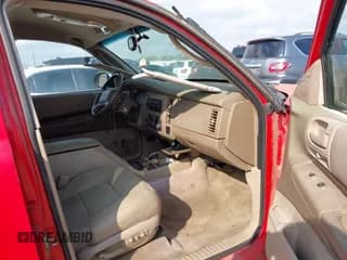 ✅ 2001 Dodge Durango • VIN: 1B4HS28Z31F508678 • Lot: 43532682. Wystawiony na IAAI z przebiegiem 183 001 mil. Bezpłatny archiwum sprzedaży aukcyjnych z USA i szczegółowy raport historii pojazdu na DreamBid. Zdjęcie 5.