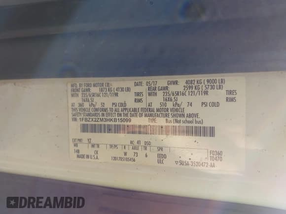✅ 2017 Ford Transit XL • VIN: 1FBZX2ZM3HKB15099 • Lot: 42352568. Wystawiony na IAAI z przebiegiem 216 536 mil. Bezpłatny archiwum sprzedaży aukcyjnych z USA i szczegółowy raport historii pojazdu na DreamBid. Zdjęcie 9.