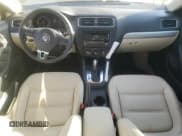 ✅ 2013 Volkswagen Jetta SE • VIN: 3VWDP7AJ4DM398908 • Лот: 57707775. Опубликован ранее на Copart с пробегом 70 970 миль. Бесплатный доступ к архиву аукционных продаж из США и подробный отчёт об истории автомобиля на DreamBid. Изображение 8.