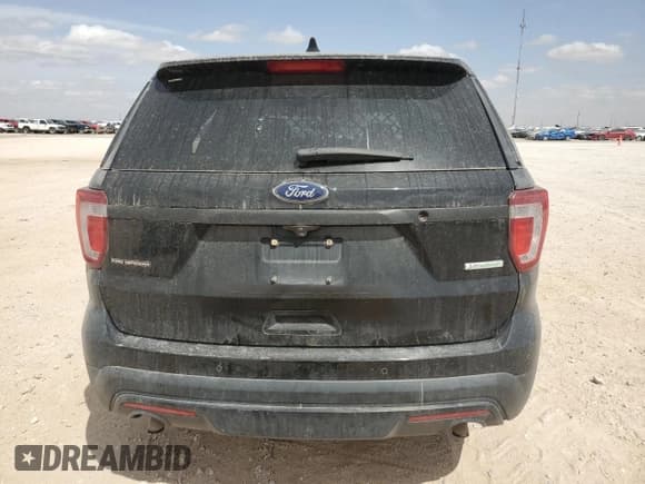 ✅ 2017 Ford Police Interceptor Utility • VIN: 1FM5K8AT7HGD60193 • Лот: 46113325. Опубликован ранее на Copart с пробегом 135 014 миль. Бесплатный доступ к архиву аукционных продаж из США и подробный отчёт об истории автомобиля на DreamBid. Изображение 6.