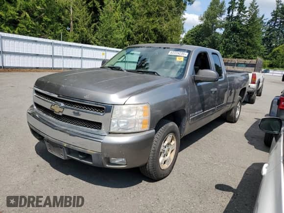 2008 Chevrolet Silverado 1500 Work Truck with VIN 1GCEC19J08E157136, listed as a Copart auction lot 62224235 with 146,281 mi miles and Salvage title. Bid and sale history available at DreamBid. Image 1.