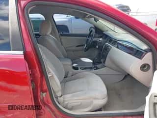 2014 Chevrolet Impala LT z VIN 2G1WB5E34E1169138, wystawiony jako IAAI lot #43256901 z przebiegiem 178 531 mil mil oraz . Historia ofert i sprzedaży dostępna na DreamBid. Obrazek 5.