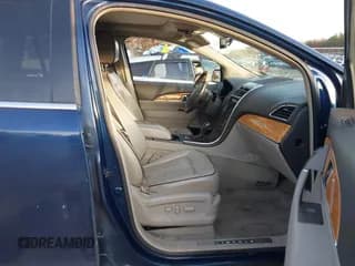 ✅ 2012 Lincoln MKX • VIN: 2LMDJ8JK7CBL10369 • Lot: 43813030. Listed on IAAI with 218,667 mi. Free auction sales archive from the USA and detailed vehicle history report at DreamBid. Image 5.