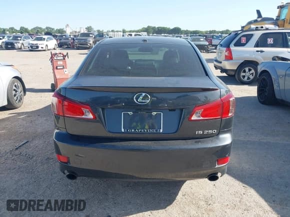 ✅ 2011 Lexus IS 250 • VIN: JTHBF5C23B5145409 • Lot: 42306366. Listed on IAAI with 185,804 mi. Free auction sales archive from the USA and detailed vehicle history report at DreamBid. Image 16.
