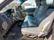 ✅ 2013 Ford F-150 XL • VIN: 1FTMF1CM3DKD38362 • Lot: 80412165. Wystawiony na Copart z przebiegiem 262 947 mil. Bezpłatny archiwum sprzedaży aukcyjnych z USA i szczegółowy raport historii pojazdu na DreamBid. Zdjęcie 7.