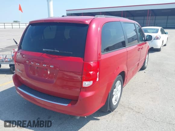 ✅ 2012 Dodge Grand Caravan SXT • VIN: 2C4RDGCG8CR268544 • Лот: 42842518. Опубликован ранее на IAAI с пробегом 153 622 миль. Бесплатный доступ к архиву аукционных продаж из США и подробный отчёт об истории автомобиля на DreamBid. Изображение 4.