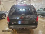 ✅ 2005 Ford Explorer XLT • VIN: 1FMZU73KX5UA57898 • Lot: 93920445. Wystawiony na Copart z przebiegiem 163 993 mil. Bezpłatny archiwum sprzedaży aukcyjnych z USA i szczegółowy raport historii pojazdu na DreamBid. Zdjęcie 6.