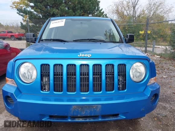 ✅ 2008 Jeep Patriot Sport • VIN: 1J8FT28W98D519051 • Лот: 43464220. Опубликован ранее на IAAI с пробегом 99 302 миль. Бесплатный доступ к архиву аукционных продаж из США и подробный отчёт об истории автомобиля на DreamBid. Изображение 6.