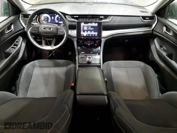 ✅ 2024 Jeep Grand Cherokee Laredo • VIN: 1C4RJHAG5R8954563 • Lot: 70363835. Listed on Copart with 45,084 mi. Free auction sales archive from the USA and detailed vehicle history report at DreamBid. Image 8.