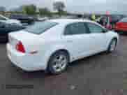 2011 Chevrolet Malibu 1FL z VIN 1G1ZA5EU0BF346331, wystawiony jako IAAI lot #43371516 z przebiegiem 103 393 mil mil oraz . Historia ofert i sprzedaży dostępna na DreamBid. Obrazek 4.