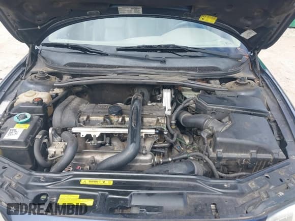 ✅ 2002 Volvo V70 • VIN: YV1SW53D921172912 • Lot: 42799285. Listed on IAAI with 296,127 mi. Free auction sales archive from the USA and detailed vehicle history report at DreamBid. Image 6.