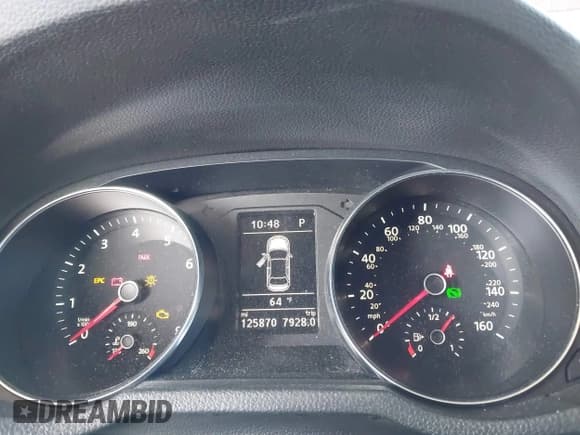 ✅ 2016 Volkswagen Passat S • VIN: 1VWAT7A3XGC012384 • Lot: 43722868. Wystawiony na IAAI z przebiegiem 125 870 mil. Bezpłatny archiwum sprzedaży aukcyjnych z USA i szczegółowy raport historii pojazdu na DreamBid. Zdjęcie 7.