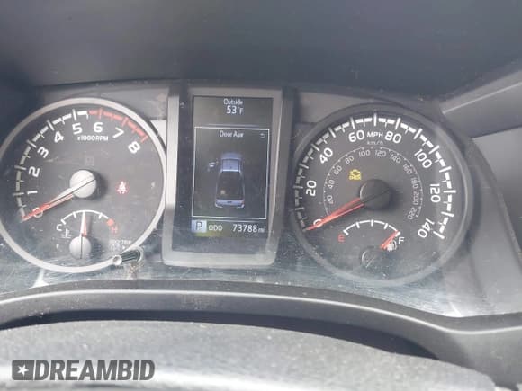 ✅ 2021 Toyota Tacoma SR • VIN: 3TYSX5EN2MT004452 • Lot: 43531731. Listed on IAAI with 73,788 mi. Free auction sales archive from the USA and detailed vehicle history report at DreamBid. Image 7.