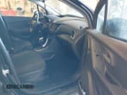 ✅ 2021 Chevrolet Trax LS • VIN: KL7CJNSB9MB349977 • Lot: 41657689. Listed on IAAI with 142,633 mi. Free auction sales archive from the USA and detailed vehicle history report at DreamBid. Image 5.