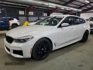 ✅ 2019 BMW 6 Series 640i xDrive • VIN: WBAJV6C55KBK07990 • Lot: 89869205. Wystawiony na Copart z przebiegiem 115 977 mil. Bezpłatny archiwum sprzedaży aukcyjnych z USA i szczegółowy raport historii pojazdu na DreamBid. Zdjęcie 1.
