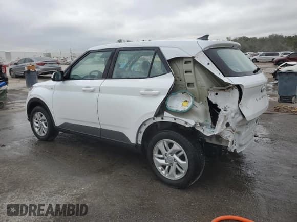 ✅ 2021 Hyundai Venue SE • VIN: KMHRB8A33MU096581 • Lot: 82825734. Listed on Copart with 61,061 mi. Free auction sales archive from the USA and detailed vehicle history report at DreamBid. Image 2.