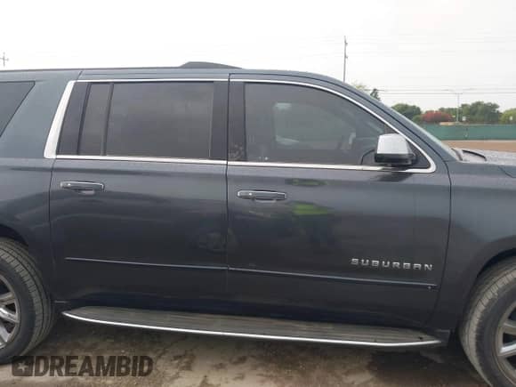 2020 Chevrolet Suburban Premier с VIN 1GNSCJKC8LR290783, выставлен на аукционе IAAI как лот 42636126 с пробегом 59 371 миль миль и . История ставок и продаж доступна на DreamBid. Изображение 13.