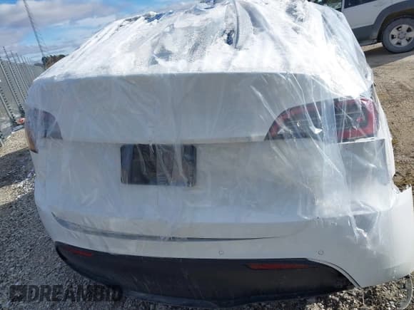 ✅ 2022 Tesla Model Y Long Range • VIN: 7SAYGDEE4NF432760 • Lot: 43765345. Wystawiony na IAAI z przebiegiem Nie podano. Bezpłatny archiwum sprzedaży aukcyjnych z USA i szczegółowy raport historii pojazdu na DreamBid. Zdjęcie 16.