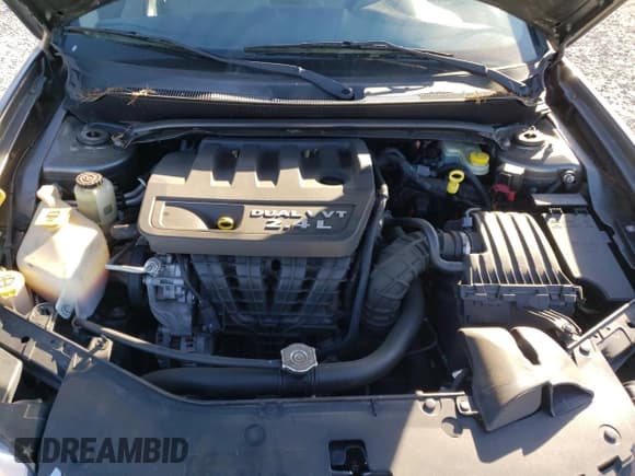 ✅ 2012 Dodge Avenger SE • VIN: 1C3CDZAB2CN167557 • Лот: 75896544. Опубликован ранее на Copart с пробегом 126 141 миль. Бесплатный доступ к архиву аукционных продаж из США и подробный отчёт об истории автомобиля на DreamBid. Изображение 11.