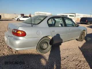 2003 Chevrolet Malibu z VIN 1G1ND52J53M500626, wystawiony jako Copart lot #83228994 z przebiegiem 326 248 mil mil oraz Czysty tytuł • Clean title. Historia ofert i sprzedaży dostępna na DreamBid. Obrazek 3.