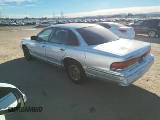 ✅ 1996 Ford Crown Victoria LX • VIN: 2FALP74W2TX172767 • Лот: 82534863. Опубликован ранее на Copart с пробегом 257 277 миль. Бесплатный доступ к архиву аукционных продаж из США и подробный отчёт об истории автомобиля на DreamBid. Изображение 2.