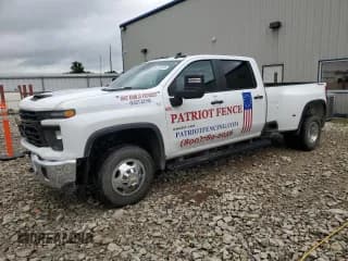 ✅ 2024 Chevrolet Silverado 3500HD Work Truck • VIN: 1GC4YSEY8RF190645 • Lot: 62747475. Listed on Copart with 83,608 mi. Free auction sales archive from the USA and detailed vehicle history report at DreamBid. Image 1.