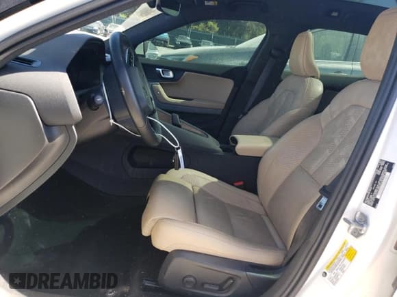 ✅ 2022 Polestar 2 • VIN: LPSED3KA4NL055485 • Lot: 84203615. Wystawiony na Copart z przebiegiem 52 421 mil. Bezpłatny archiwum sprzedaży aukcyjnych z USA i szczegółowy raport historii pojazdu na DreamBid. Zdjęcie 7.