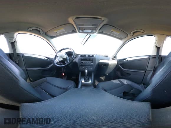 ✅ 2013 Volkswagen Jetta SE • VIN: 3VWDX7AJ2DM393349 • Лот: 42559444. Опубликован ранее на IAAI с пробегом 94 131 миль. Бесплатный доступ к архиву аукционных продаж из США и подробный отчёт об истории автомобиля на DreamBid. Изображение 18.