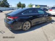 ✅ 2018 Hyundai Sonata Limited • VIN: 5NPE34AF4JH654804 • Lot: 51441053. Listed on Copart with 59,163 mi. Free auction sales archive from the USA and detailed vehicle history report at DreamBid. Image 3.