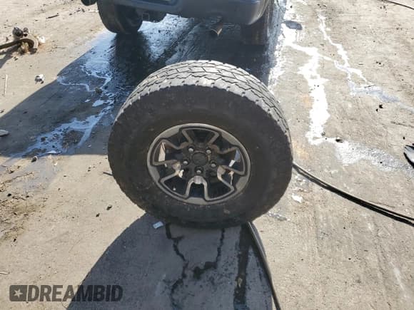 ✅ 2017 Ram 1500 Rebel • VIN: 1C6RR6YT7HS523912 • Lot: 83148244. Listed on Copart with Not provided. Free auction sales archive from the USA and detailed vehicle history report at DreamBid. Image 12.