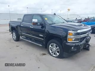 ✅ 2018 Chevrolet Silverado 2500HD High Country • VIN: 1GC1KXEY4JF228278 • Лот: 42138827. Опубликован ранее на IAAI с пробегом 64 550 миль. Бесплатный доступ к архиву аукционных продаж из США и подробный отчёт об истории автомобиля на DreamBid. Изображение 1.