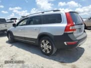 ✅ 2015 Volvo XC70 T5 Drive-E Premier • VIN: YV440MBK3F1231367 • Lot: 61335725. Wystawiony na Copart z przebiegiem 97 650 mil. Bezpłatny archiwum sprzedaży aukcyjnych z USA i szczegółowy raport historii pojazdu na DreamBid. Zdjęcie 2.