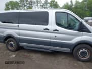 ✅ 2015 Ford Transit XL • VIN: 1FMZK1YM6FKA19837 • Lot: 42367993. Wystawiony na IAAI z przebiegiem 138 900 mil. Bezpłatny archiwum sprzedaży aukcyjnych z USA i szczegółowy raport historii pojazdu na DreamBid. Zdjęcie 14.