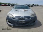 ✅ 2013 Hyundai Genesis Coupe Grand Touring • VIN: KMHHU6KJ6DU104759 • Lot: 54360995. Wystawiony na Copart z przebiegiem Nie podano. Bezpłatny archiwum sprzedaży aukcyjnych z USA i szczegółowy raport historii pojazdu na DreamBid. Zdjęcie 5.