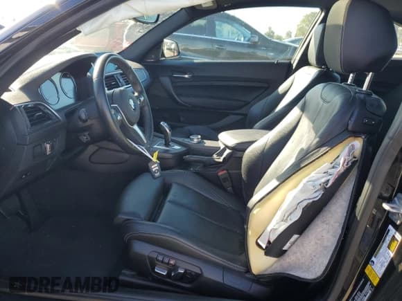 ✅ 2020 BMW 2 Series M240i • VIN: WBA2J5C00L7F39468 • Lot: 44051274. Listed on Copart with 35,220 mi. Free auction sales archive from the USA and detailed vehicle history report at DreamBid. Image 7.