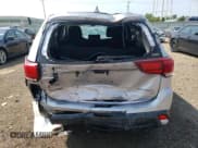 ✅ 2017 Mitsubishi Outlander SE • VIN: JA4AZ3A32HZ020904 • Лот: 66141965. Опубликован ранее на Copart с пробегом 216 821 миль. Бесплатный доступ к архиву аукционных продаж из США и подробный отчёт об истории автомобиля на DreamBid. Изображение 6.