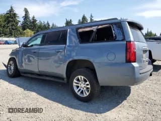 ✅ 2016 Chevrolet Suburban LS • VIN: 1GNSKGKC7GR329682 • Lot: 65652314. Wystawiony na Copart z przebiegiem Nie podano. Bezpłatny archiwum sprzedaży aukcyjnych z USA i szczegółowy raport historii pojazdu na DreamBid. Zdjęcie 2.