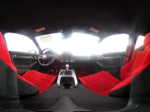 ✅ 2025 Honda Civic Type R • VIN: JHMFL5G49SX002359 • Lot: 43659951. Wystawiony na IAAI z przebiegiem 6 565 mil. Bezpłatny archiwum sprzedaży aukcyjnych z USA i szczegółowy raport historii pojazdu na DreamBid. Zdjęcie 22.