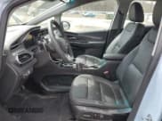 ✅ 2023 Chevrolet Bolt EV 2LT • VIN: 1G1FX6S08P4175470 • Lot: 52483675. Wystawiony na Copart z przebiegiem 22 313 mil. Bezpłatny archiwum sprzedaży aukcyjnych z USA i szczegółowy raport historii pojazdu na DreamBid. Zdjęcie 7.