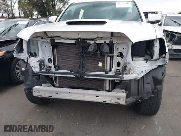 ✅ 2023 Toyota Tacoma TRD Off Road • VIN: 3TMCZ5AN7PM654043 • Лот: 43731444. Опубликован ранее на IAAI с пробегом Не указан. Бесплатный доступ к архиву аукционных продаж из США и подробный отчёт об истории автомобиля на DreamBid. Изображение 6.