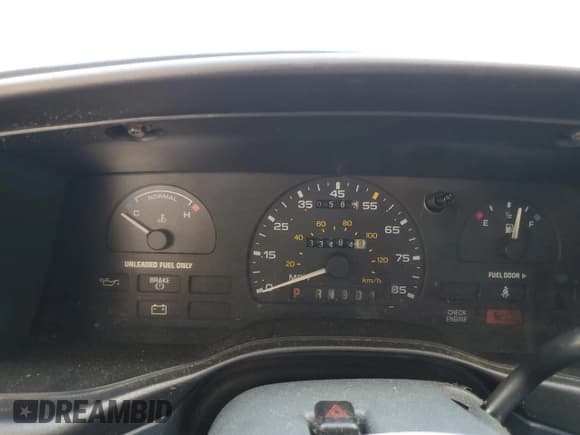 ✅ 1992 Ford Taurus GL • VIN: 1FALP52U5NA280821 • Lot: 77457304. Listed on Copart with 33,484 mi. Free auction sales archive from the USA and detailed vehicle history report at DreamBid. Image 9.