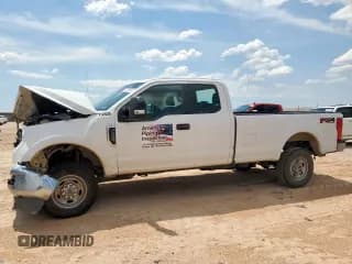✅ 2017 Ford F-250 XLT • VIN: 1FT7X2B65HEE06314 • Lot: 68752855. Wystawiony na Copart z przebiegiem 109 740 mil. Bezpłatny archiwum sprzedaży aukcyjnych z USA i szczegółowy raport historii pojazdu na DreamBid. Zdjęcie 1.