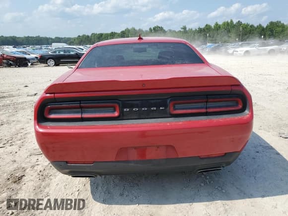 ✅ 2016 Dodge Challenger R/T • VIN: 2C3CDZBT8GH283741 • Lot: 54191964. Wystawiony na Copart z przebiegiem 40 195 mil. Bezpłatny archiwum sprzedaży aukcyjnych z USA i szczegółowy raport historii pojazdu na DreamBid. Zdjęcie 6.