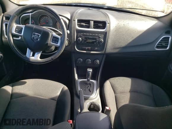 2011 Dodge Avenger Mainstreet с VIN 1B3BD1FB6BN584925, выставлен на аукционе Copart как лот 74540164 с пробегом 123 684 миль миль и Списание • Salvage title. История ставок и продаж доступна на DreamBid. Изображение 8.