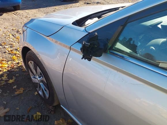 ✅ 2021 Nissan Altima S • VIN: 1N4BL4BV4MN395122 • Лот: 43647263. Опубликован ранее на IAAI с пробегом 107 199 миль. Бесплатный доступ к архиву аукционных продаж из США и подробный отчёт об истории автомобиля на DreamBid. Изображение 18.