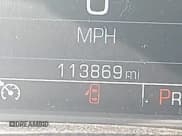 ✅ 2018 Chevrolet Silverado 1500 LT • VIN: 3GCUKREC2JG373136 • Lot: 43377912. Wystawiony na IAAI z przebiegiem 113 869 mil. Bezpłatny archiwum sprzedaży aukcyjnych z USA i szczegółowy raport historii pojazdu na DreamBid. Zdjęcie 15.