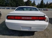 ✅ 2014 Dodge Challenger R/T 100th Anniversary Appearance • VIN: 2C3CDYBT4EH179741 • Lot: 72965674. Wystawiony na Copart z przebiegiem 117 012 mil. Bezpłatny archiwum sprzedaży aukcyjnych z USA i szczegółowy raport historii pojazdu na DreamBid. Zdjęcie 6.