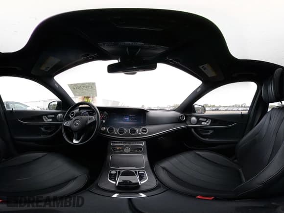 ✅ 2018 Mercedes-Benz E 300 • VIN: WDDZF4KBXJA358722 • Lot: 43373816. Listed on IAAI with 100,936 mi. Free auction sales archive from the USA and detailed vehicle history report at DreamBid. Image 19.