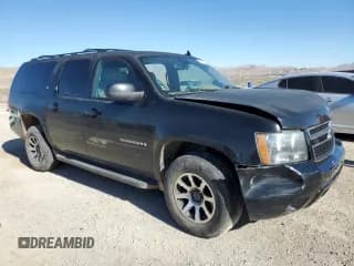 ✅ 2013 Chevrolet Suburban LT • VIN: 1GNSKJE70DR218432 • Lot: 66744264. Wystawiony na Copart z przebiegiem 208 590 mil. Bezpłatny archiwum sprzedaży aukcyjnych z USA i szczegółowy raport historii pojazdu na DreamBid. Zdjęcie 4.